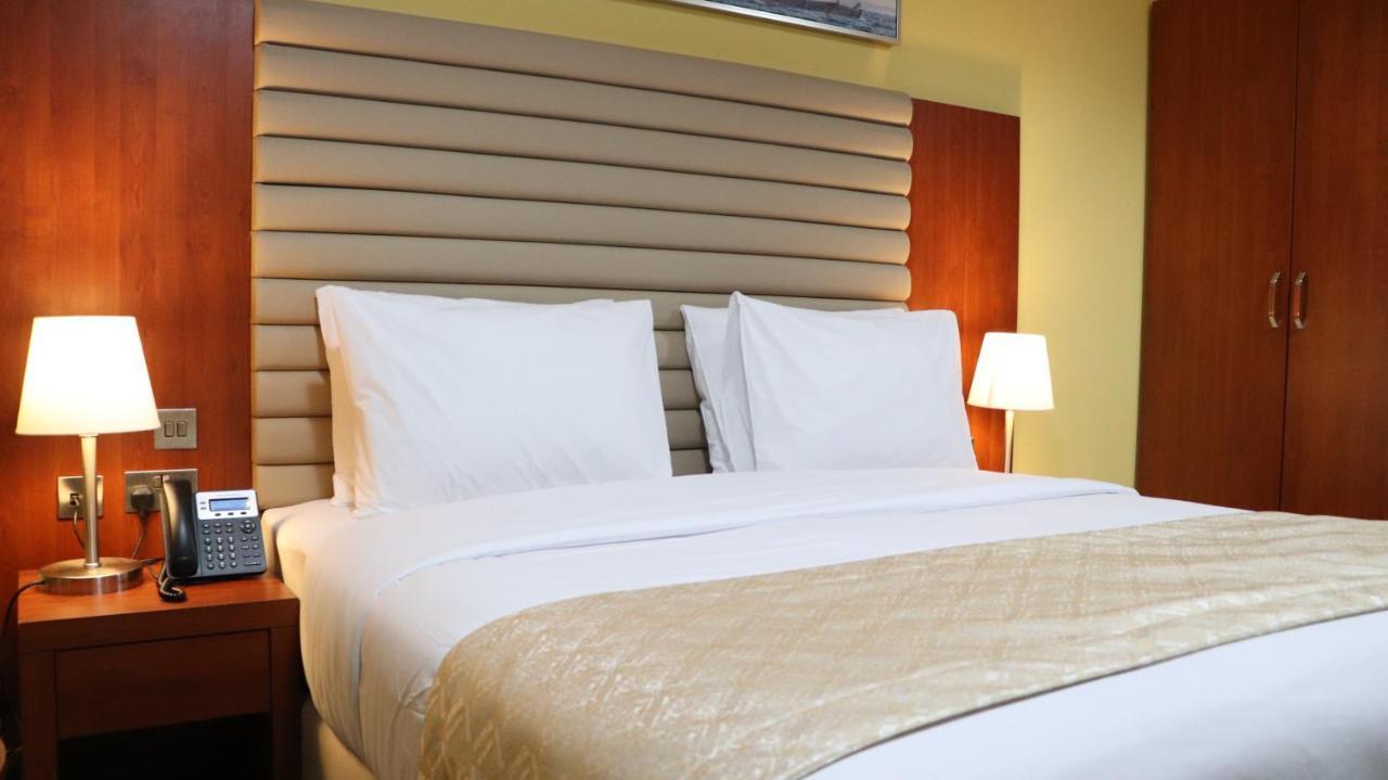 Al Riyadh Hotel Apartments Abu Dabi Exterior foto